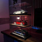 High quality 1:18 acrylic showcase with wooden base plate and LED lights
